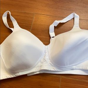 White Wireless Full Coverage bra 42 C